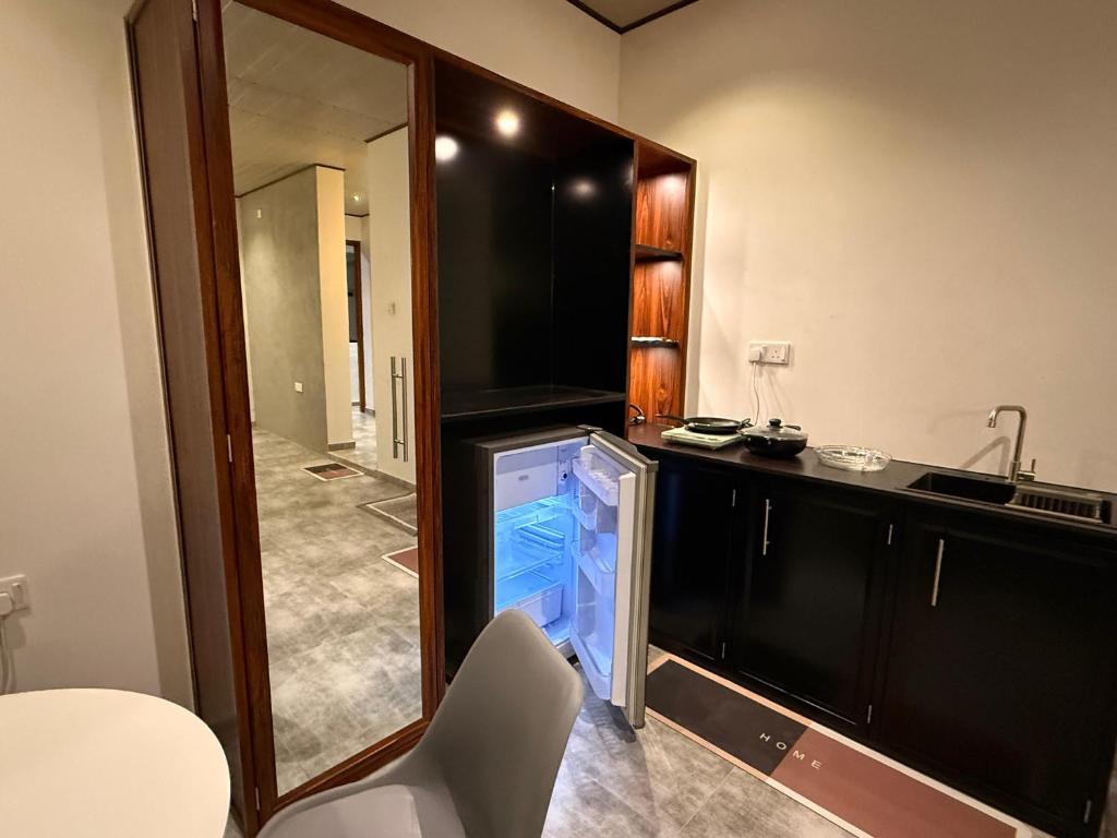 slider image 7
